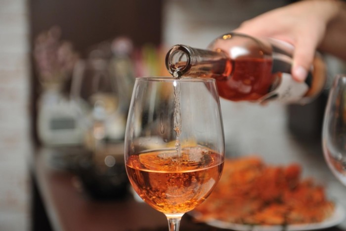 v-yaponii-razrabotali-alkogol-iz-drevesiny-blog_1