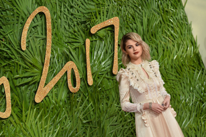 The Fashion Awards 2017 In Partnership With Swarovski - Red Carpet Arrivals