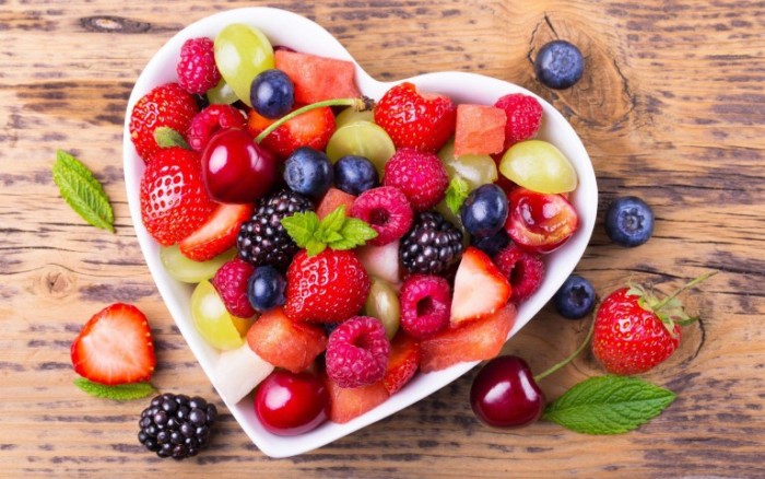 fruit-platter-of-all-fruits-wallpaper-768x480