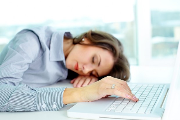 sleeping-businesswoman-620x412