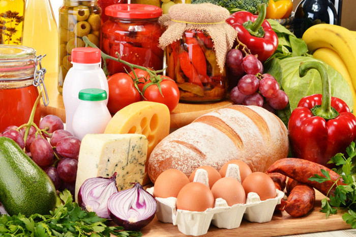 Still-life_Bread_Vegetables_Sausage_Cheese_Eggs_535817_1280x851