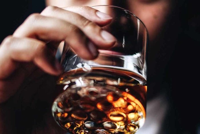 1296x728richdrinking