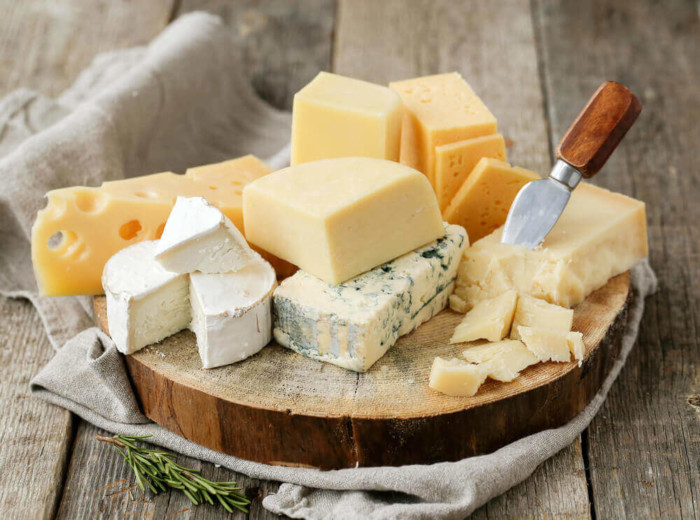 the-healthiest-kinds-of-cheese