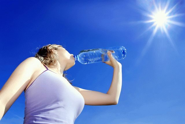 Water-Drinking-zhazhda-640x427