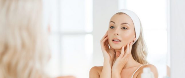 orogold-your-skin-care-regimen-should-change-as-you-age-20s-900x597-646x275