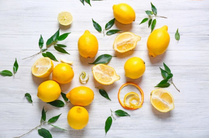 come-conservare-limone-fresco-frigo-freezer-1024x680