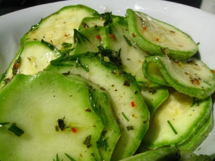 мариновані кабачки