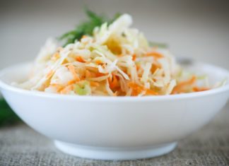 Чого ви могли не знати про користь квашеної капусти