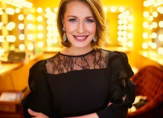 Олена Кравець