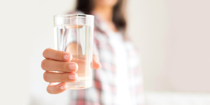 nutritionists_water_istock_0