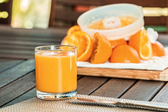fresh-orange-juice-1614822-pixabay-scaled
